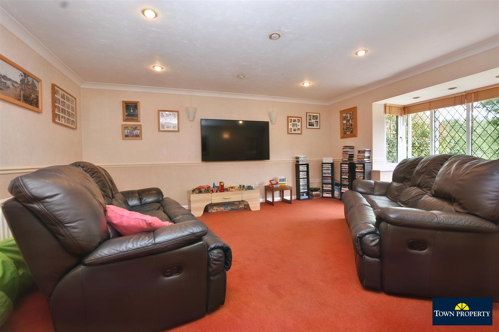 Property Details for Rattle Road Westham BN24 5DJ Town Property